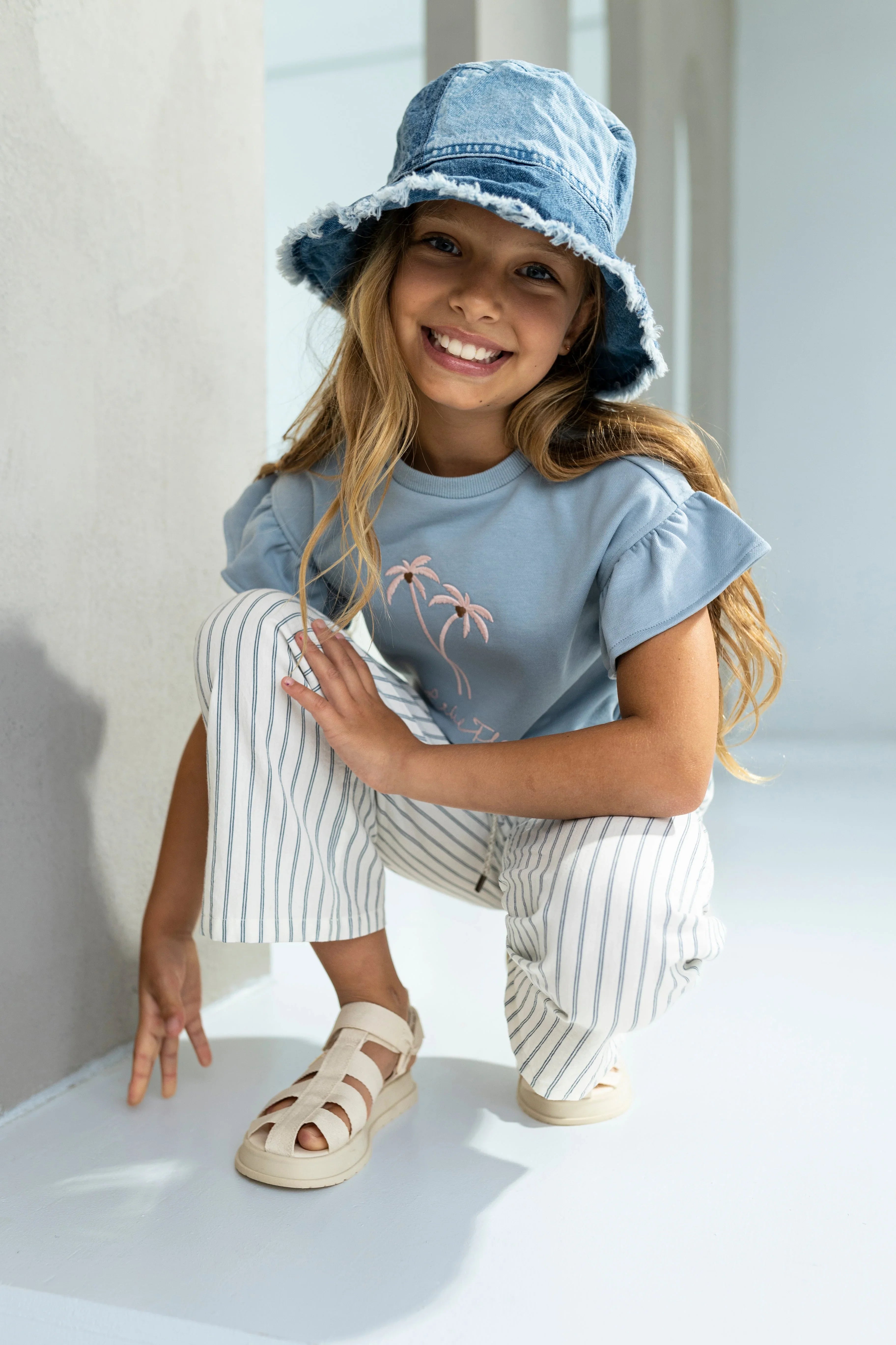 LikeFLO Flo Girls Ss Sweater Crochet Flower Ice Blue - LikeFlo