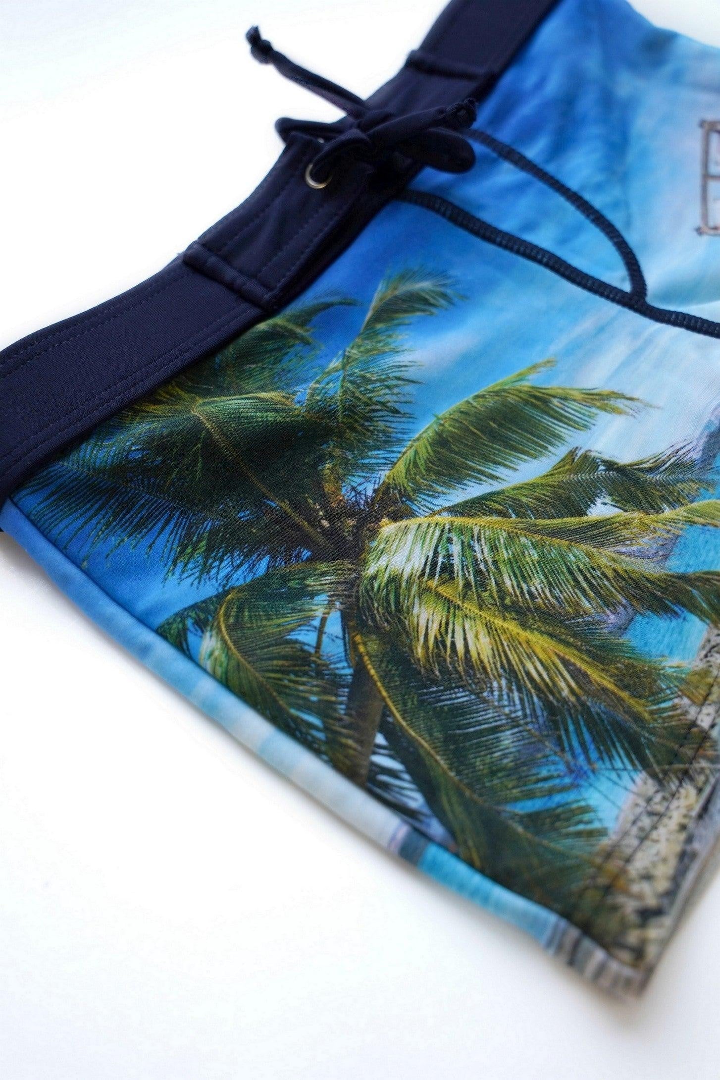 BRIEF SHORTS TIKI - Just Beach