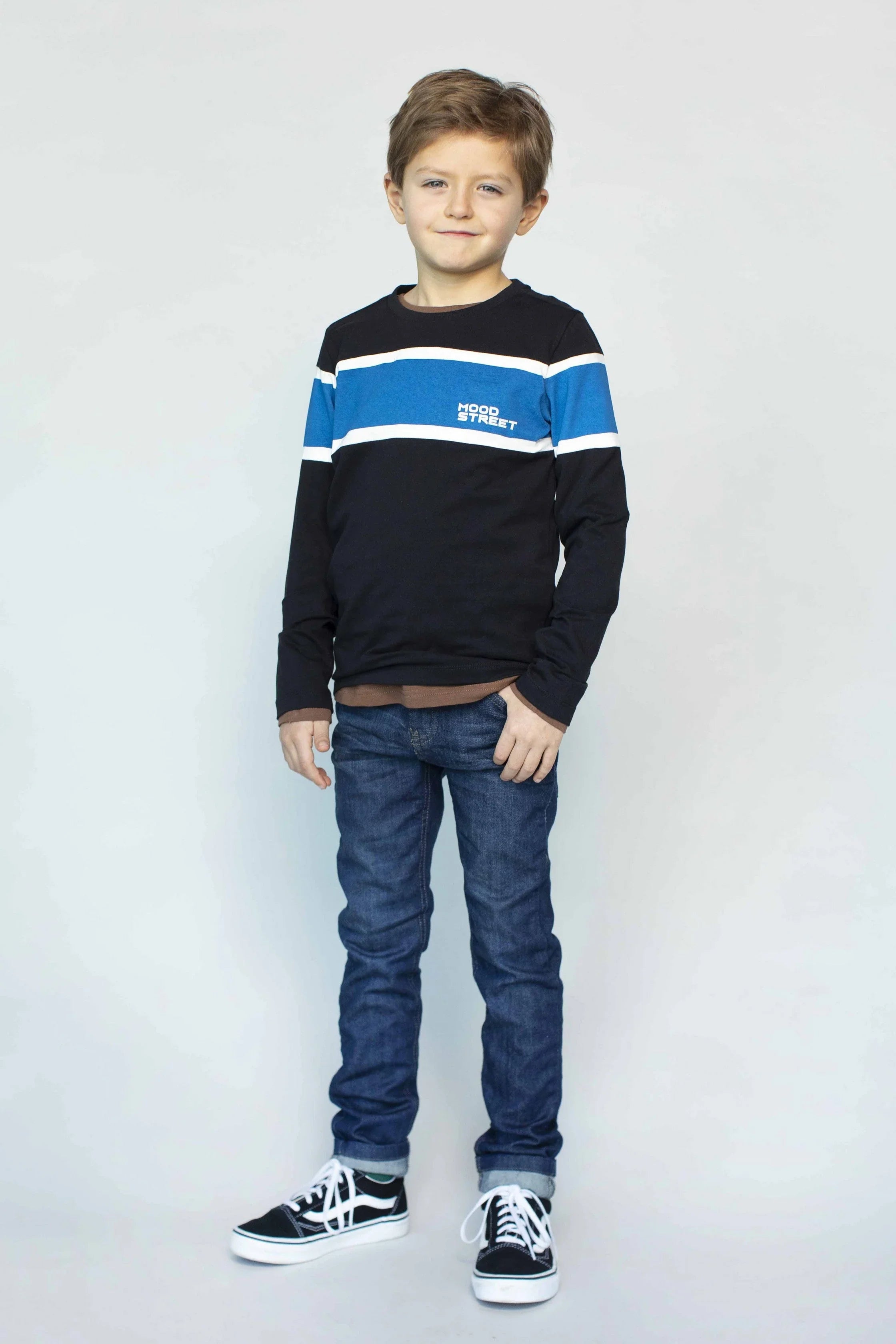 Longsleeve Zwart Met Cut And Sew