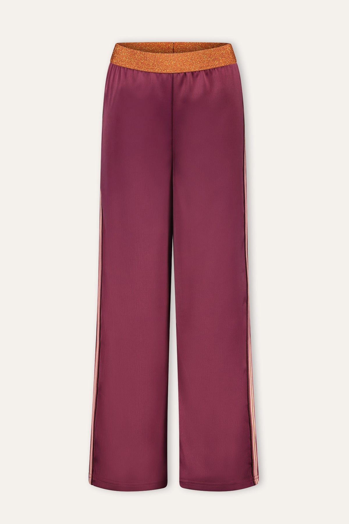 B.Nosy Pascalle Broek