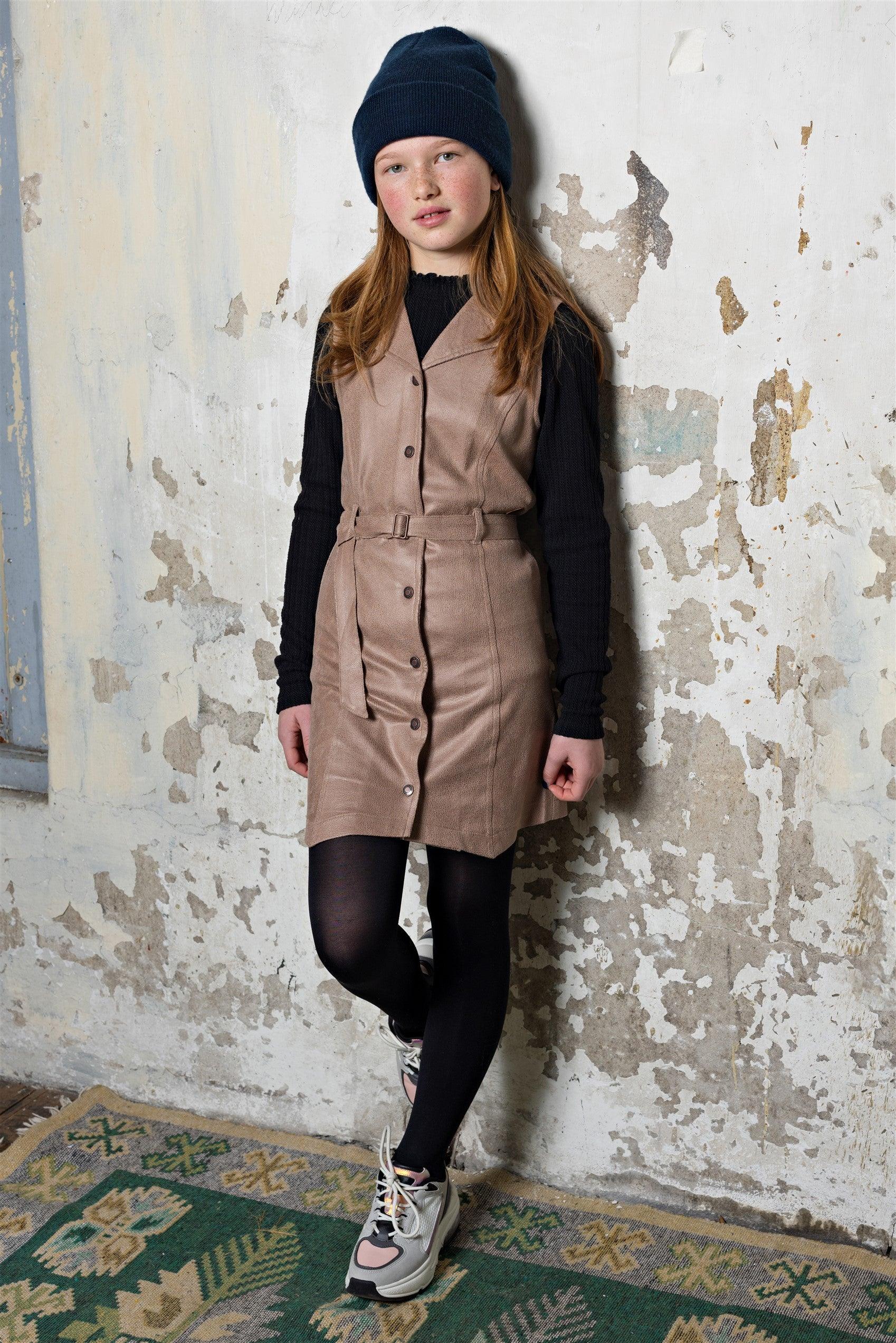 Mae Fake Suede Overgooier Jurk - NoNo Kidswear