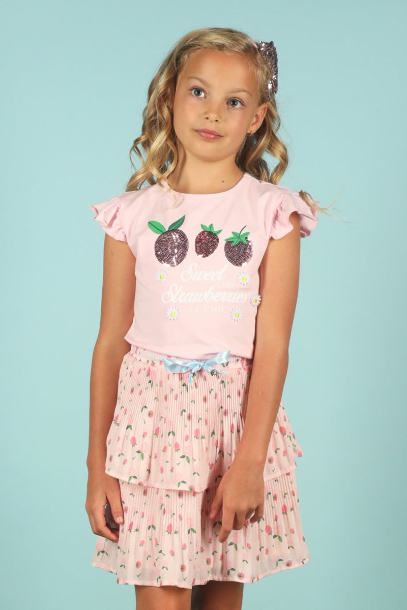 NOSLY strawberries T-shirt - Le Chic Fashion