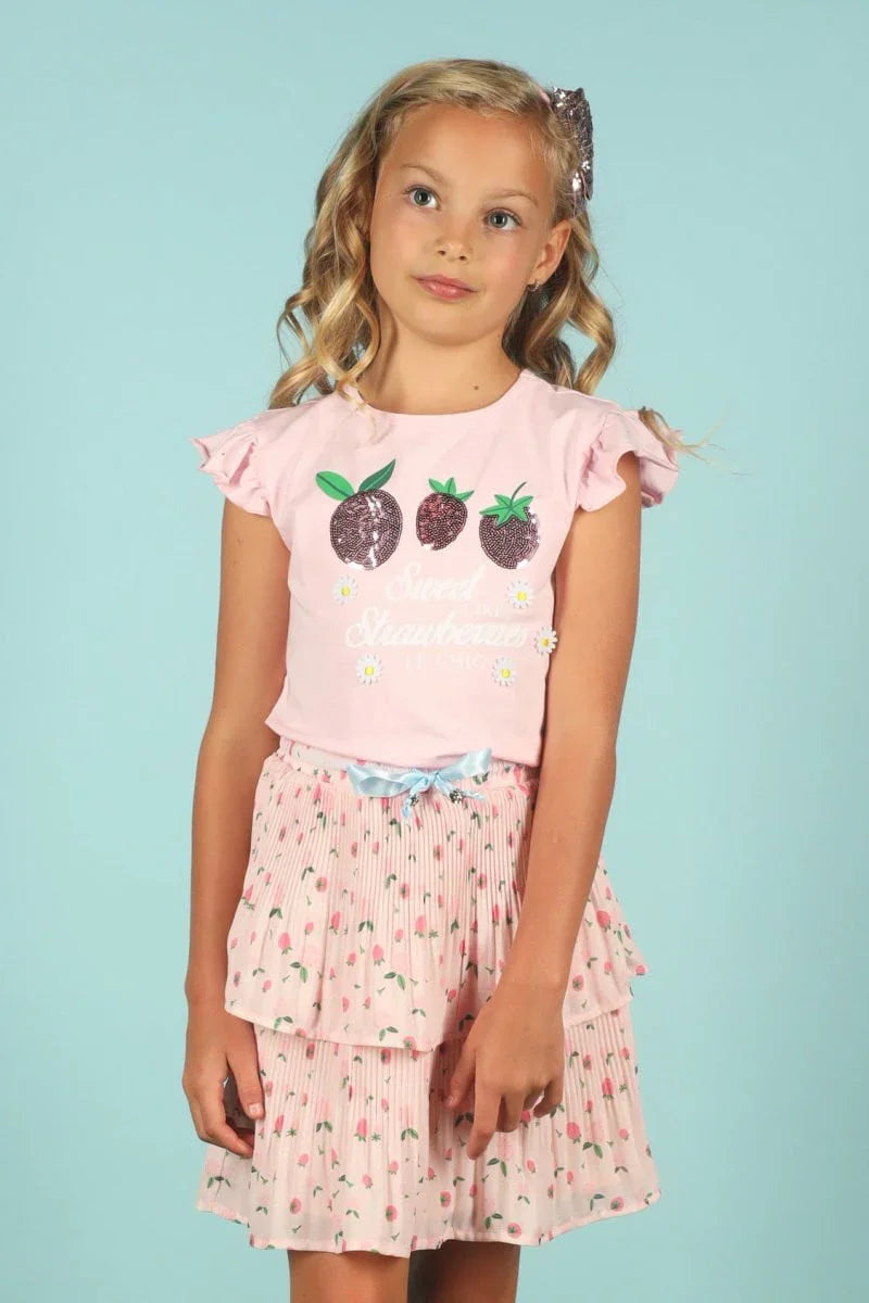 NOSLY strawberries T-shirt - Le Chic Fashion