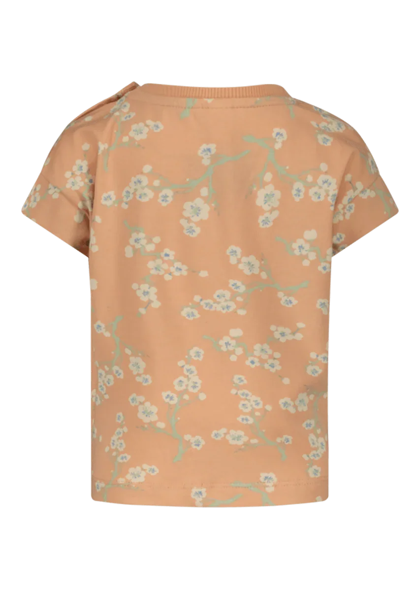 Saar t-shirt peach - The New Chapter Store