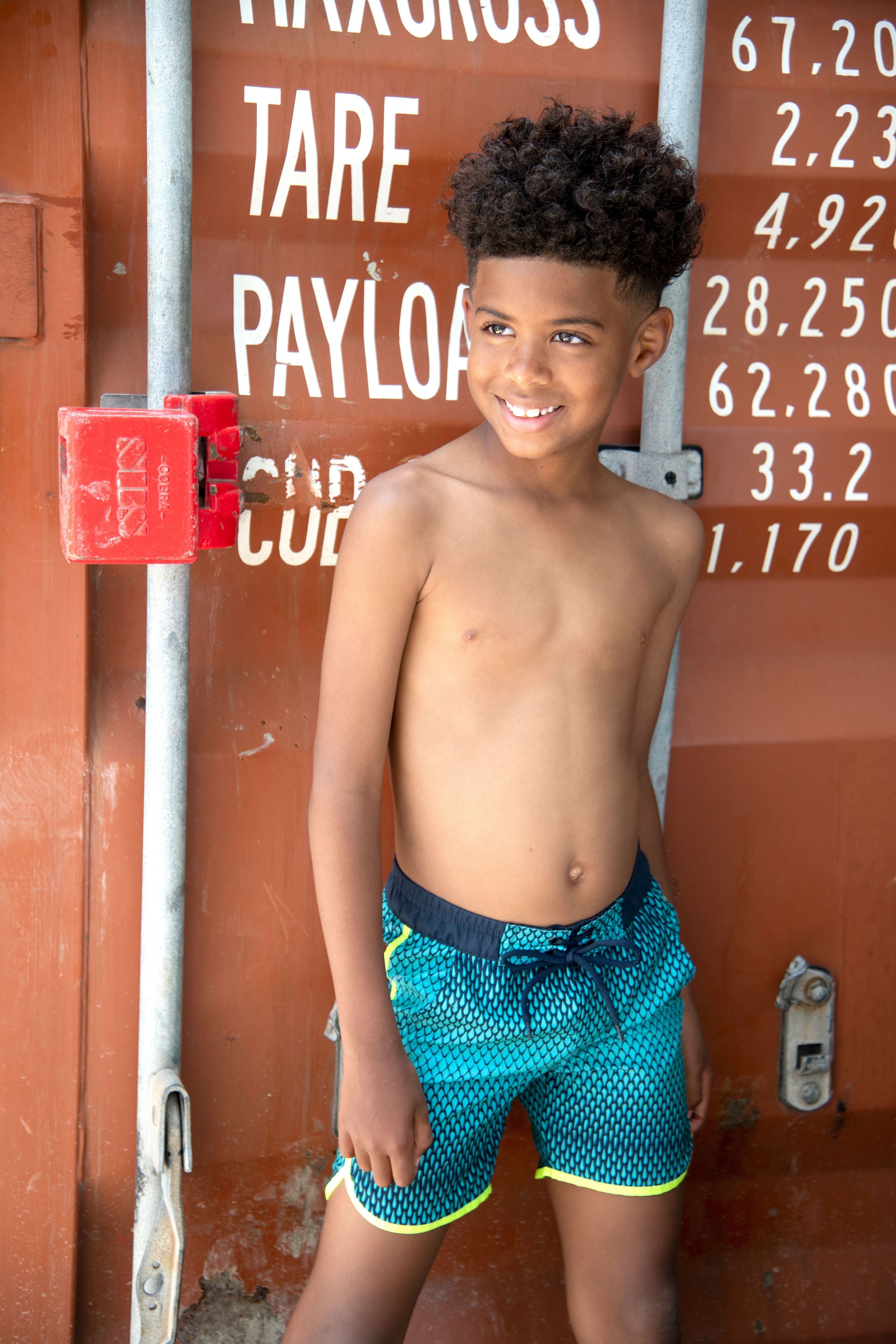 Boys woven swimshort with aop and contrast binding