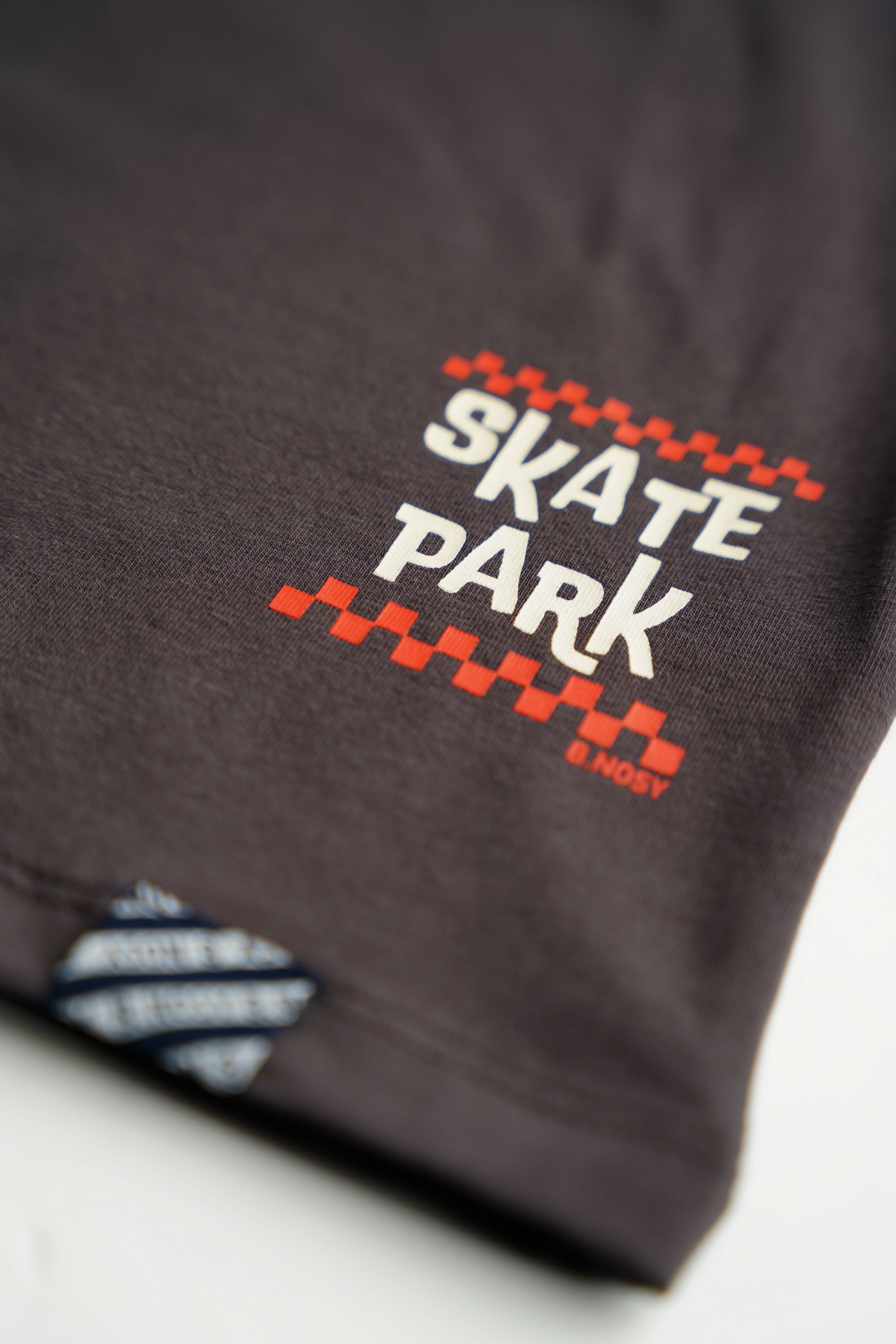 B.Nosy Roger T-Shirt Antra