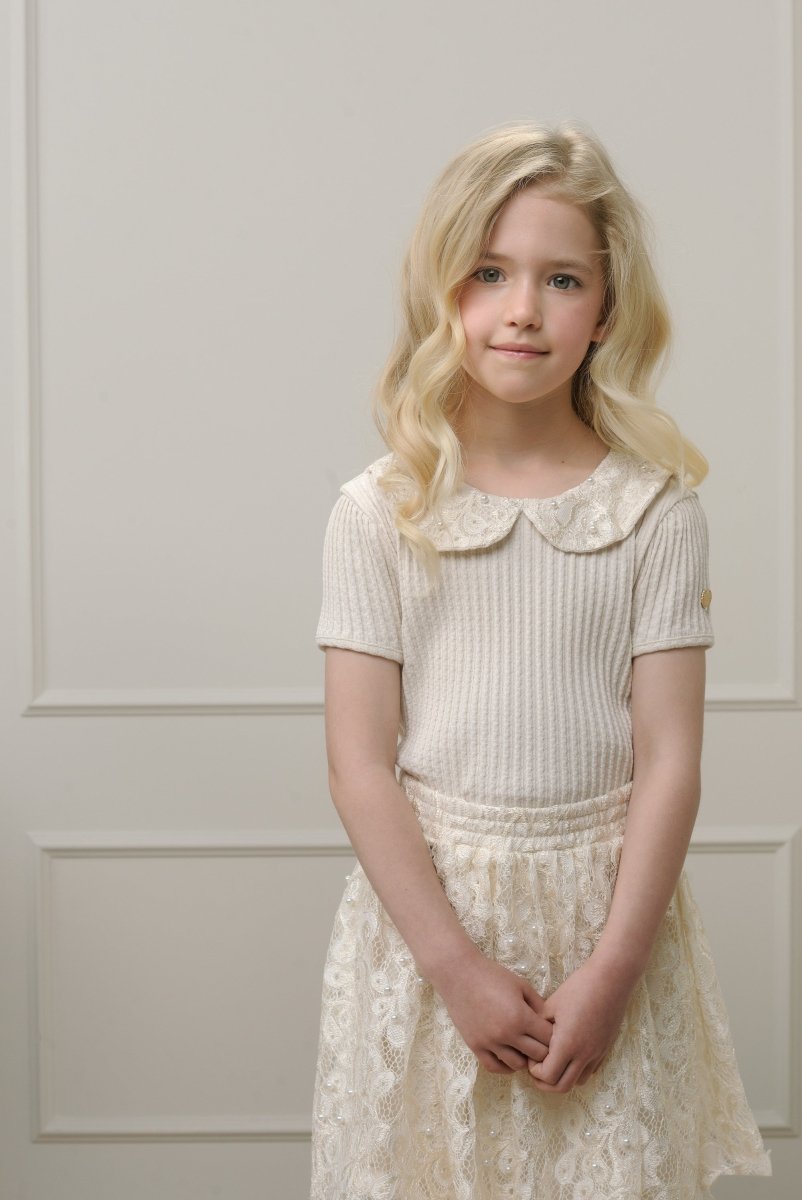 TRUTHY lace & pearls skirt Spring/Summer '24 - Le Chic Fashion